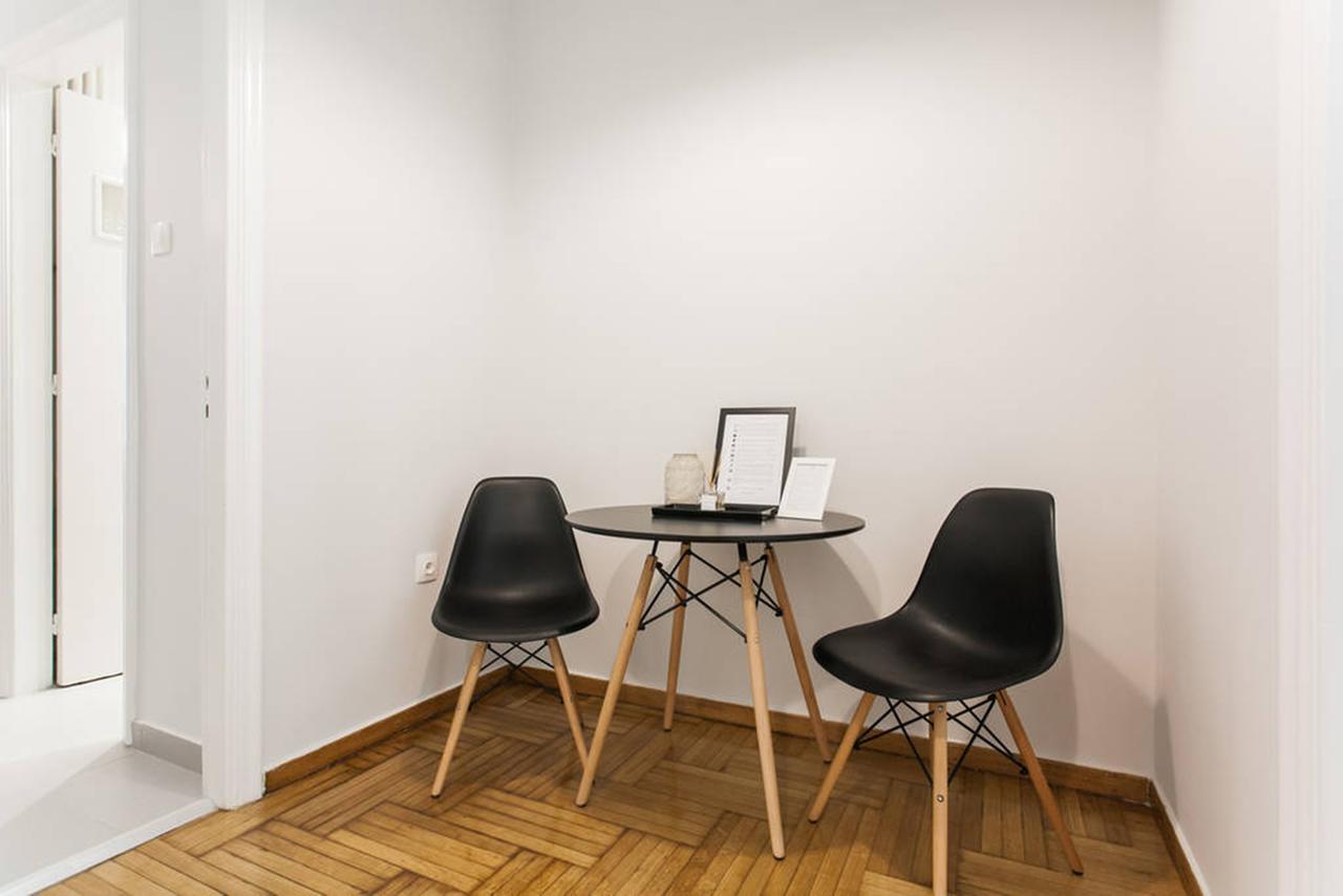Chic And Cosy Flat In Plaka By Upstreet Apartamento Atenas Exterior foto