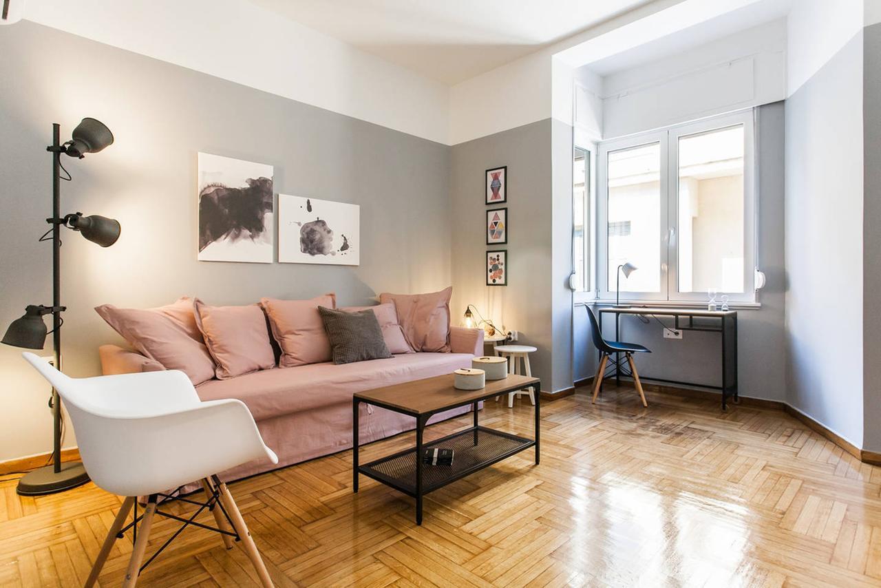 Chic And Cosy Flat In Plaka By Upstreet Apartamento Atenas Exterior foto
