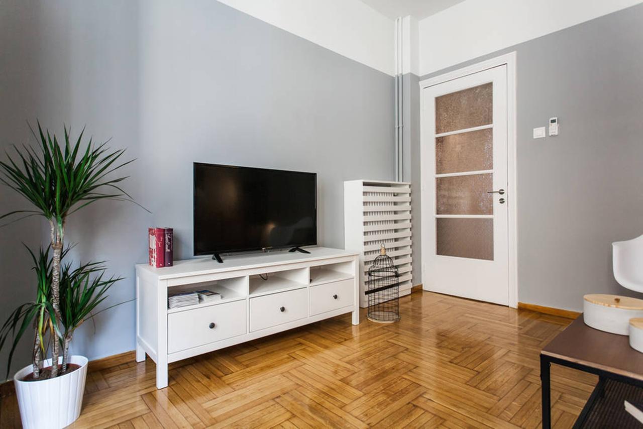 Chic And Cosy Flat In Plaka By Upstreet Apartamento Atenas Exterior foto